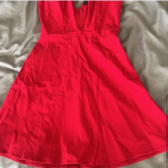 Solemio red flare low cut party mini dress - Picture 10 of 12